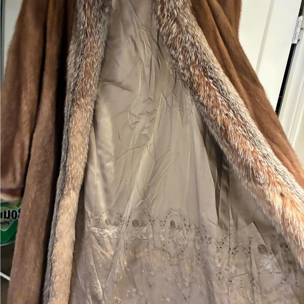 Vintage Mink (with fox collar) Full-length Brown Fur Coat - Picture 3 of 8